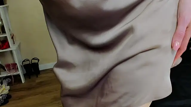 FoxySophia online show from April 8, 2026, 2:46 am