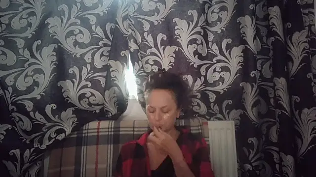 LindaStarS online show from October 10, 2025, 5:08 am