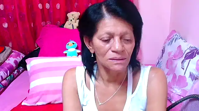 SLUTTYROXY online show from October 28, 2025, 6:40 pm