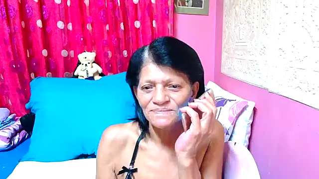 SLUTTYROXY online show from February 8, 2025, 5:08 pm