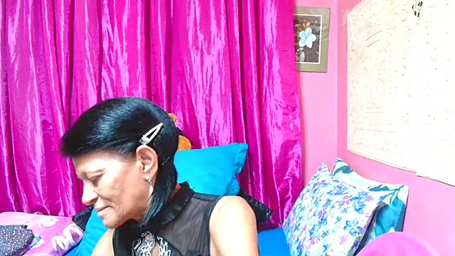 SLUTTYROXY online show from March 18, 2025, 2:29 am