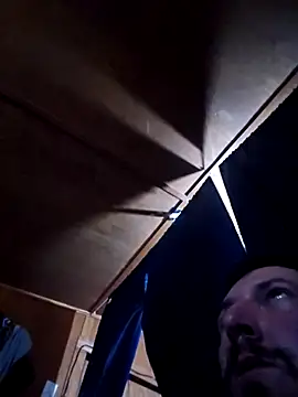 Snapshot of UncutHammer69 chatting on February 25, 2026, 7:58 pm UncutHammer69 online show from February 25, 2026, 7:58 pm