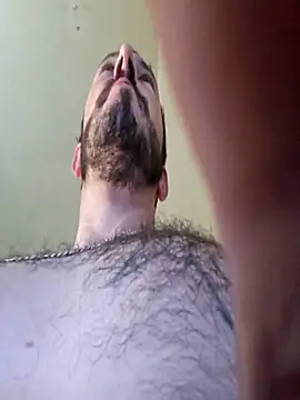 Snapshot of UncutHammer69 chatting on November 19, 2025, 8:42 pm UncutHammer69 online show from November 19, 2025, 8:42 pm