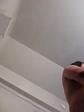 Snapshot of UncutHammer69 chatting on January 31, 2026, 7:12 pm UncutHammer69 online show from January 31, 2026, 7:12 pm