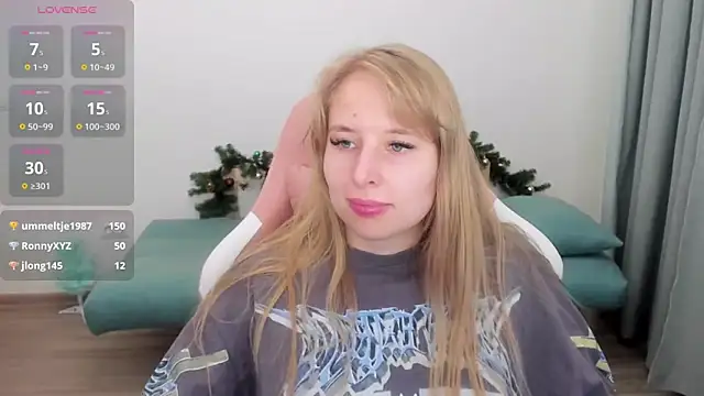 Jessy Ginger online show from December 17, 2024, 1:27 pm