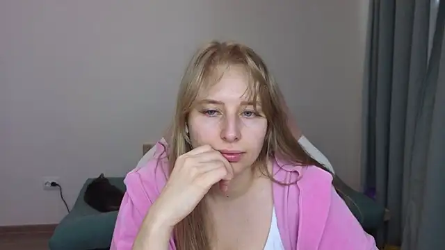 Jessy Ginger online show from March 4, 2026, 11:40 am