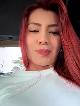 LINDA PATTY94 online show from October 29, 2025, 8:41 pm