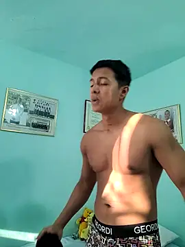 Snapshot of morenito420 chatting on March 20, 2026, 10:00 pm morenito420 online show from March 20, 2026, 10:00 pm