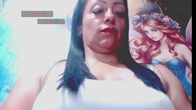 Snapshot of soffi_ruiz_ chatting on December 16, 2025, 3:00 am soffi ruiz online show from December 16, 2025, 3:00 am