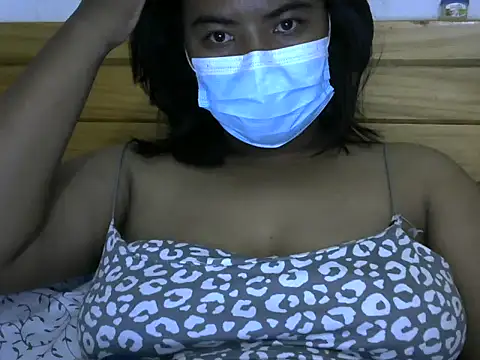 Artinah22 online show from October 15, 2025, 5:54 pm