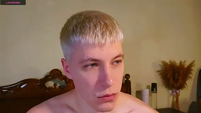 -ethan7inches- online show from March 13, 2026, 1:54 am