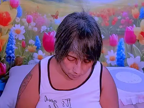 Snapshot of indianroxy chatting on October 16, 2025, 4:15 pm indianroxy online show from October 16, 2025, 4:15 pm