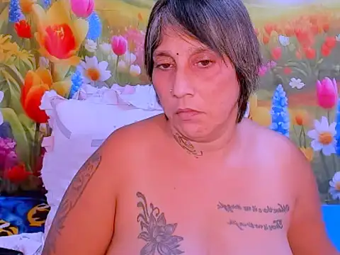 Snapshot of indianroxy chatting on October 13, 2025, 5:58 pm indianroxy online show from October 13, 2025, 5:58 pm