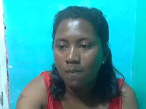 cutybigass online show from November 18, 2025, 7:06 pm