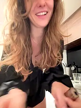 MariiD online show from October 12, 2025, 6:15 am