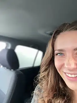 MariiD online show from October 19, 2025, 6:05 am