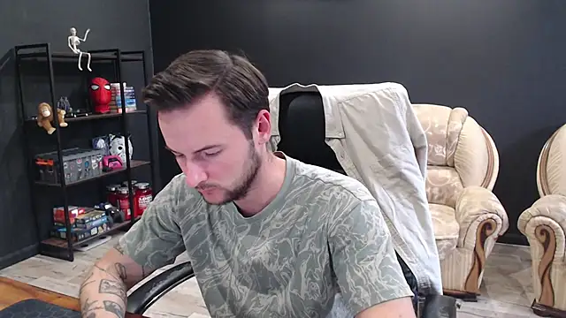 MihasikD online show from October 6, 2025, 9:21 am