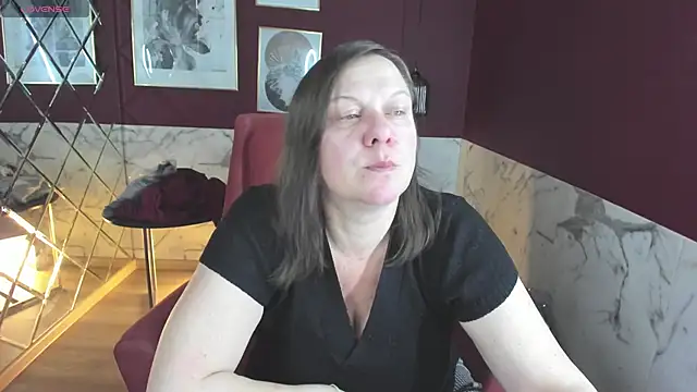 KellyPerfection online show from November 12, 2025, 5:22 am