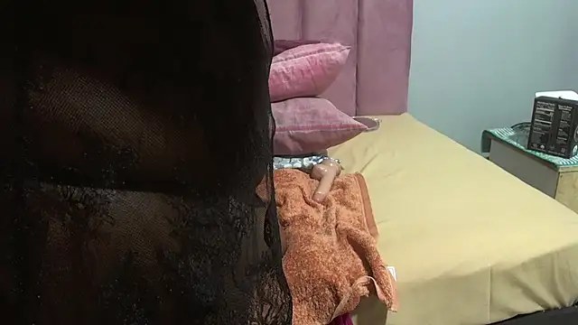 brownsugahxx online show from January 11, 2026, 5:25 am