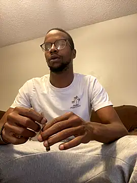 daloyhasabigdick online show from October 20, 2025, 2:06 pm