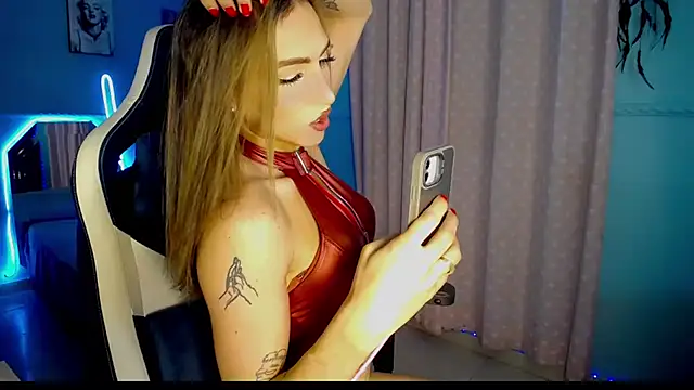 charlottesexxx online show from December 5, 2025, 8:50 pm