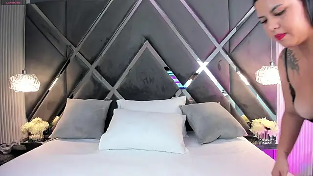 myax evans online show from March 28, 2026, 11:33 am