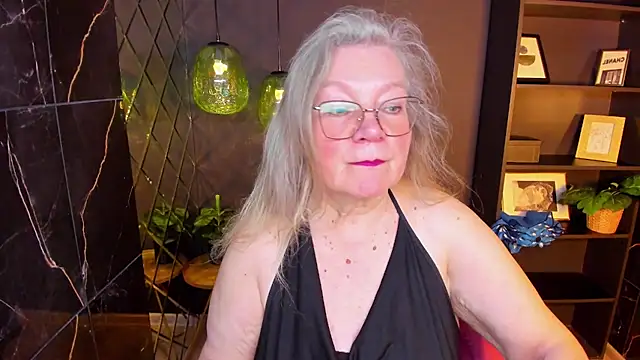 NataliMellow online show from May 30, 2026, 1:06 pm