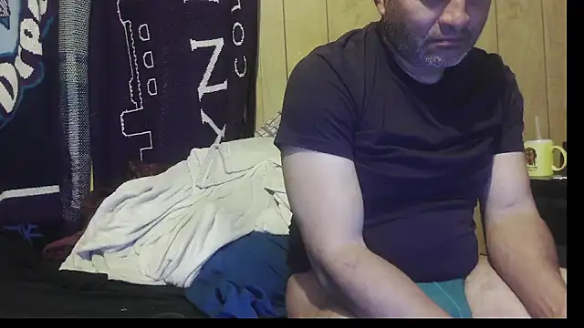 dantehot2020 online show from April 17, 2026, 12:02 am