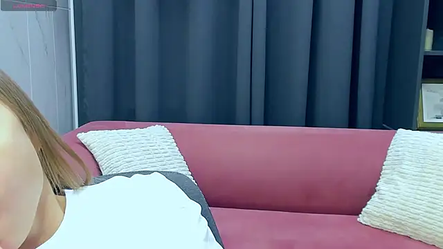 Snapshot of TataArdent chatting on February 5, 2026, 8:04 pm TataArdent online show from February 5, 2026, 8:04 pm