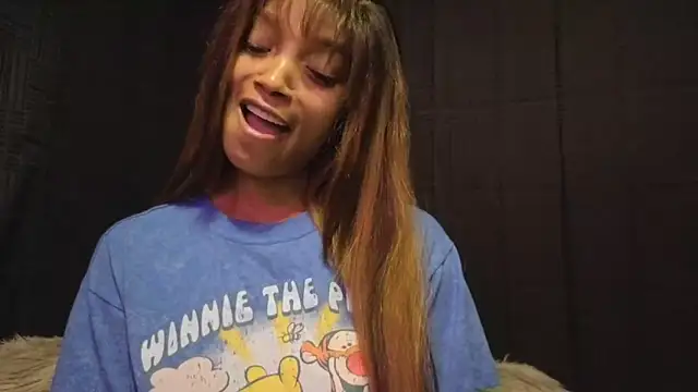 Snapshot of Rakiyahcharms chatting on October 26, 2025, 7:58 pm Rakiyahcharms online show from October 26, 2025, 7:58 pm