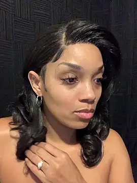 Rakiyahcharms online show from October 3, 2025, 5:36 pm