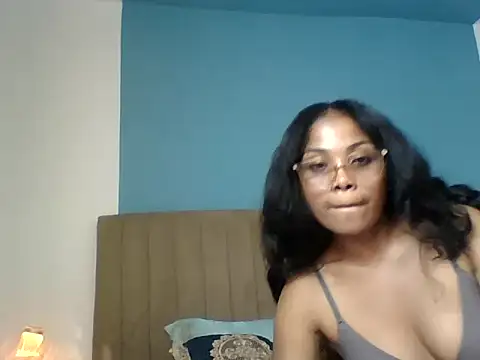 Snapshot of naya86 chatting on November 7, 2025, 12:21 pm naya86 online show from November 7, 2025, 12:21 pm