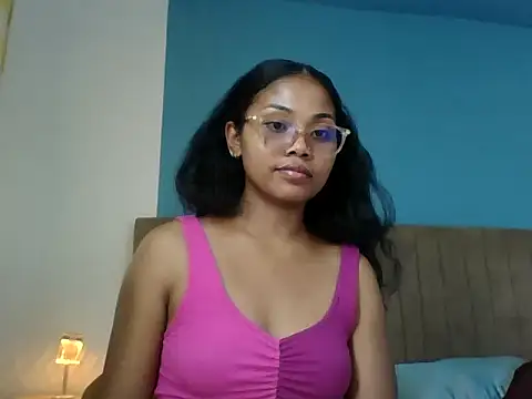 Snapshot of naya86 chatting on October 25, 2025, 12:28 pm naya86 online show from October 25, 2025, 12:28 pm