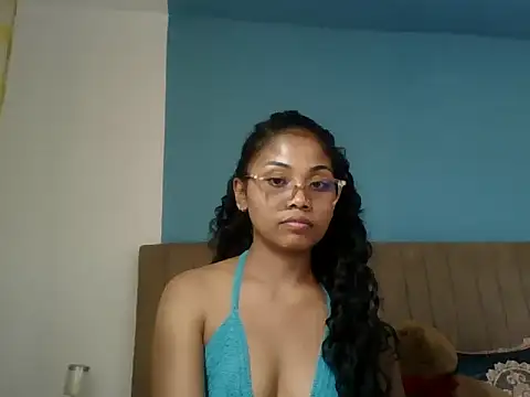 Snapshot of naya86 chatting on October 27, 2025, 11:00 am naya86 online show from October 27, 2025, 11:00 am