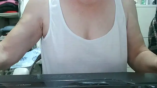 heidi60 online show from October 9, 2025, 9:43 am