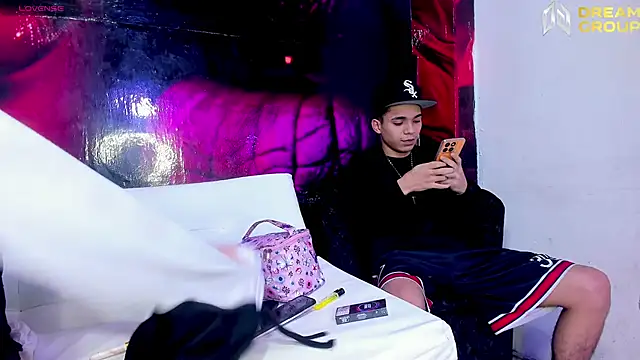 AmazingPartys online show from January 13, 2026, 2:10 pm