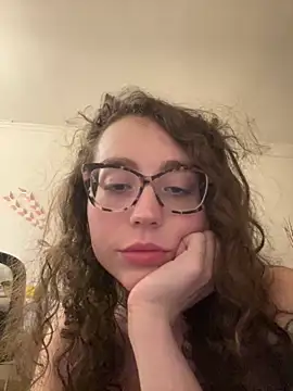 Snapshot of ladyturtle chatting on March 19, 2026, 11:49 pm ladyturtle online show from March 19, 2026, 11:49 pm