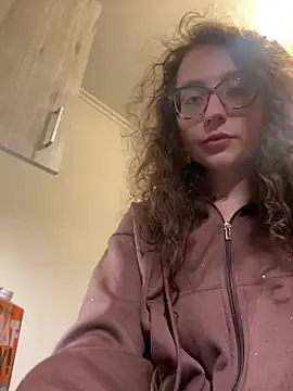 Snapshot of ladyturtle chatting on March 20, 2026, 10:11 pm ladyturtle online show from March 20, 2026, 10:11 pm