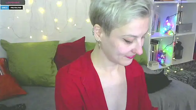 Snapshot of MartaBounty chatting on May 25, 2026, 11:25 pm MartaBounty online show from May 25, 2026, 11:25 pm