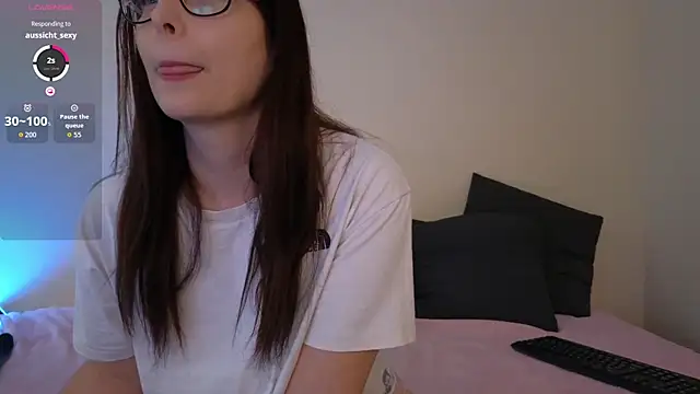 Germangirl1996 online show from April 18, 2026, 4:20 pm