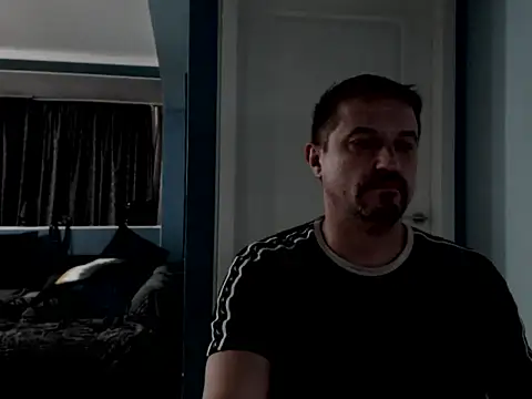 MisterFaithRO online show from May 8, 2026, 10:46 pm