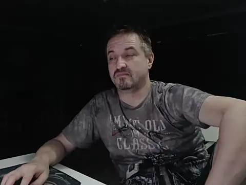 MisterFaithRO online show from May 23, 2026, 10:31 pm