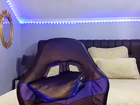 BOOTYBANGER24xx online show from October 9, 2025, 2:23 am