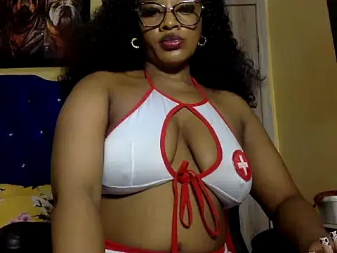 Snapshot of BOOTYBANGER24xx chatting on July 21, 2026, 9:43 am BOOTYBANGER24xx online show from July 21, 2026, 9:43 am