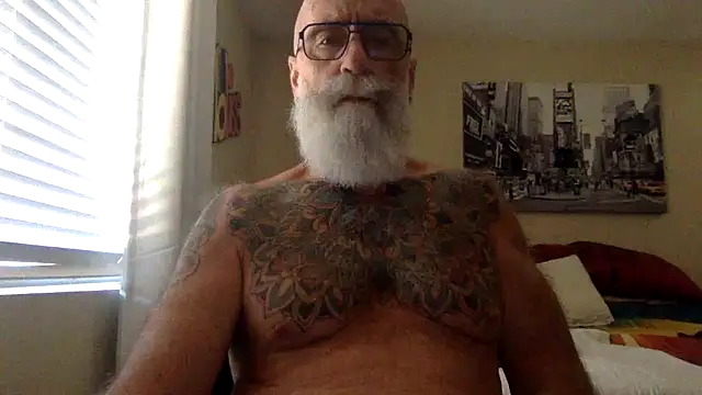 IamReadyxh online show from May 7, 2026, 6:44 pm