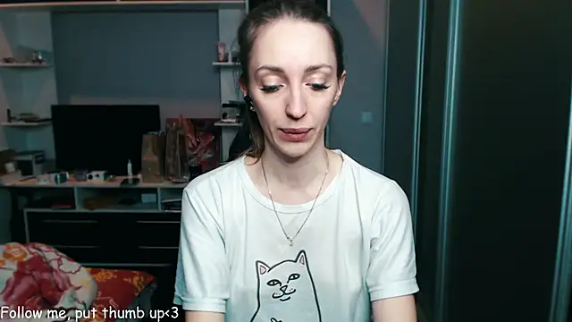 Snapshot of Natalimeowks chatting on January 1, 2025, 12:33 pm Natalimeowks online show from January 1, 2025, 12:33 pm