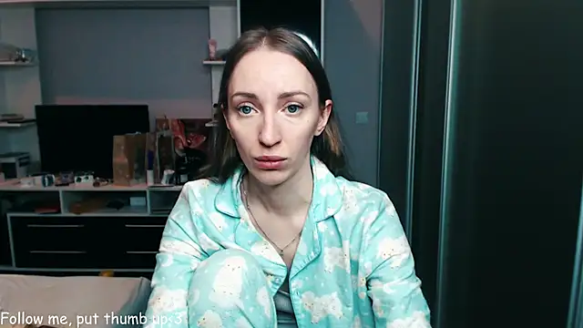 Snapshot of Natalimeowks chatting on February 9, 2025, 7:37 am Natalimeowks online show from February 9, 2025, 7:37 am