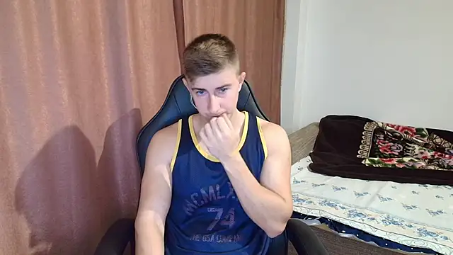 Todhorny9873 online show from December 20, 2024, 5:47 am