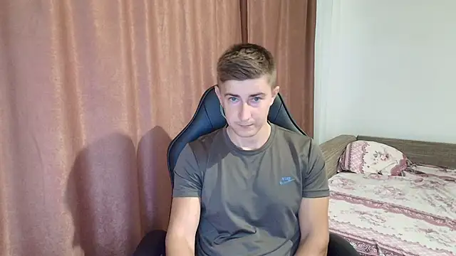 Todhorny9873 online show from February 20, 2025, 5:55 am