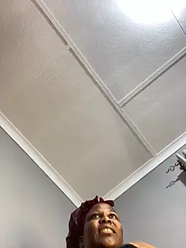 Snapshot of Sexycandyxxx chatting on December 5, 2025, 9:01 pm Sexycandyxxx online show from December 5, 2025, 9:01 pm